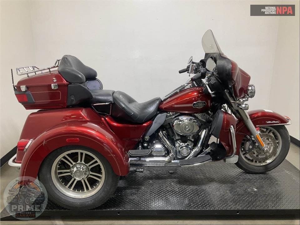 2009 Harley-Davidson FLHTCUTG TRIGLIDE ULTRA CLASSIC — фото 1