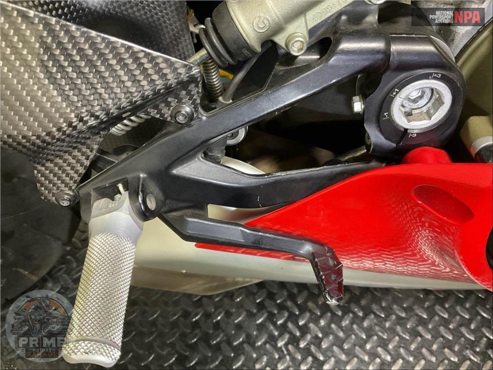 2024 Ducati PANIGALE V4 R — фото 43
