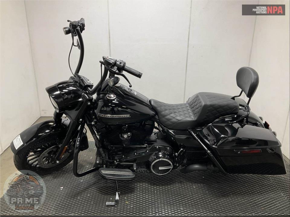 2018 Harley-Davidson FLHRXS ROAD KING SPECIAL — фото 3
