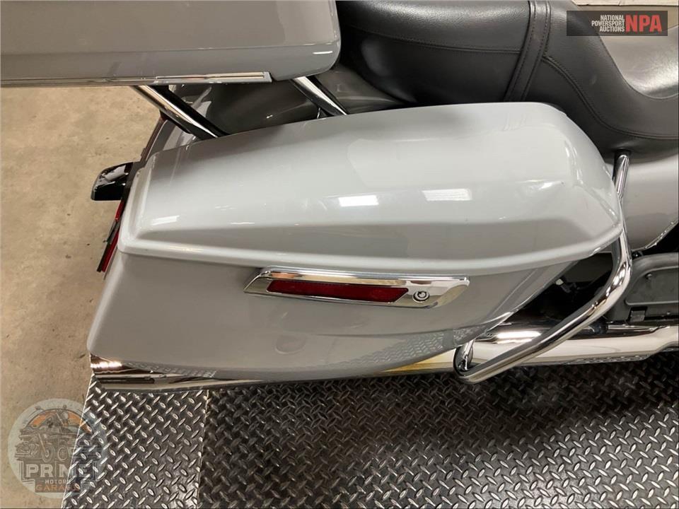 2025 Harley-Davidson FLHXU STEET GLIDE ULTRA — фото 21