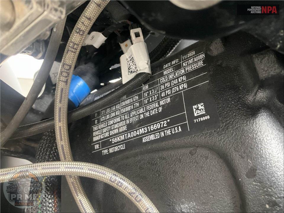 2021 Indian Motorcycle SCOUT BOBBER (ABS, BLACK SMOKE) — фото 20