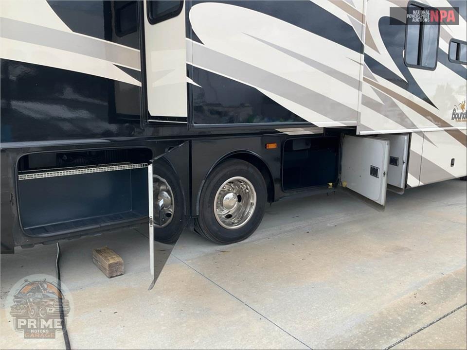 2008 Bounder M-38F FREIGHTLINER 325HP — фото 48