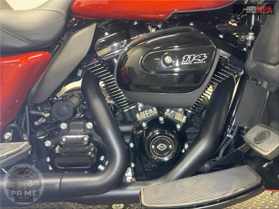 2025 Harley-Davidson FLHTCUTG TRI GLIDE ULTRA CLASSIC — фото 6