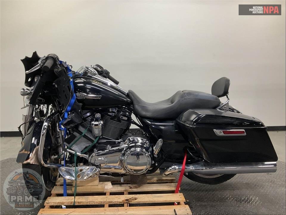 2021 Harley-Davidson FLHX STREET GLIDE — фото 3