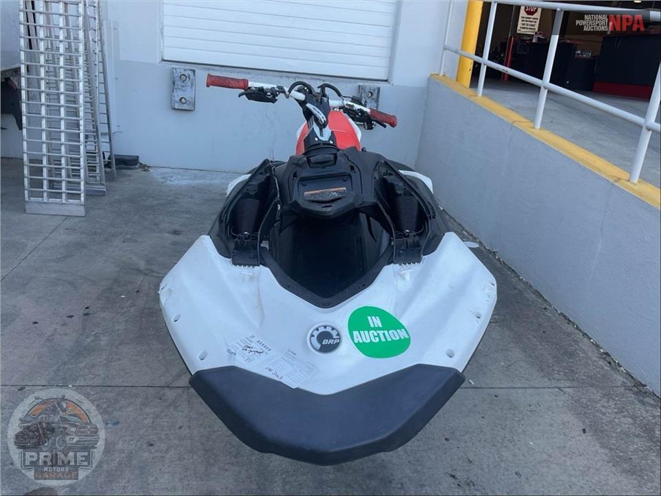 2024 Seadoo/Brp SPARKTRIXX FOR 3 — фото 2