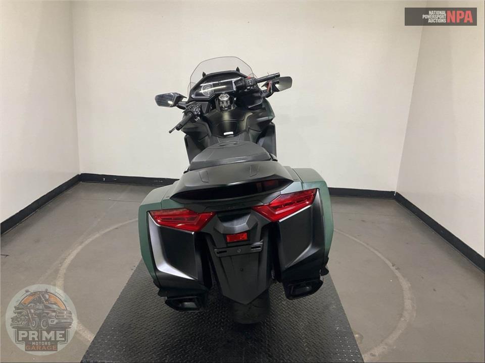 2024 Honda GL1800B GOLDWING — фото 4
