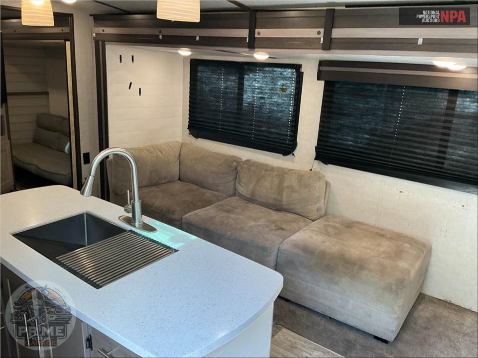 2021 Crossroads Rv M-331 BH SUNSET TRAIL SUPER LITE SERIES — фото 6