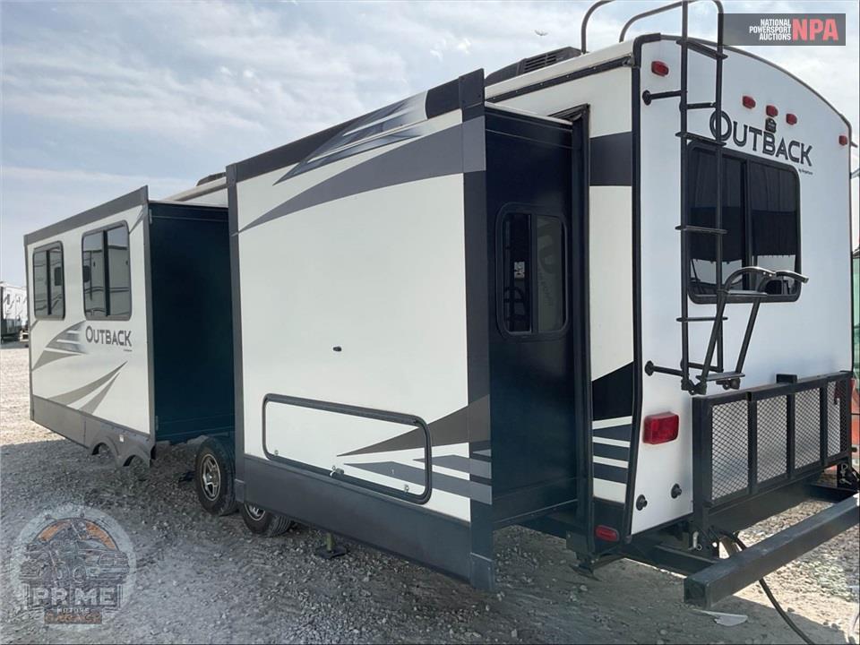 2019 Keystone Rv M-324 CG OUTBACK TOYHAULER SERIES — фото 3