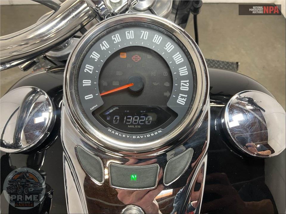 2019 Harley-Davidson FLDE DELUXE — фото 5