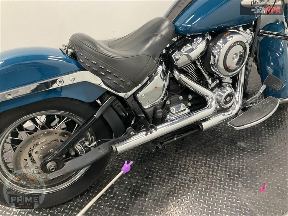 2021 Harley-Davidson FLHC HERITAGE CLASSIC — фото 19