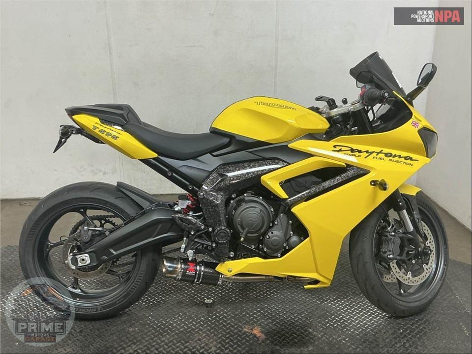 2025 Triumph DAYTONA 660 — фото 1