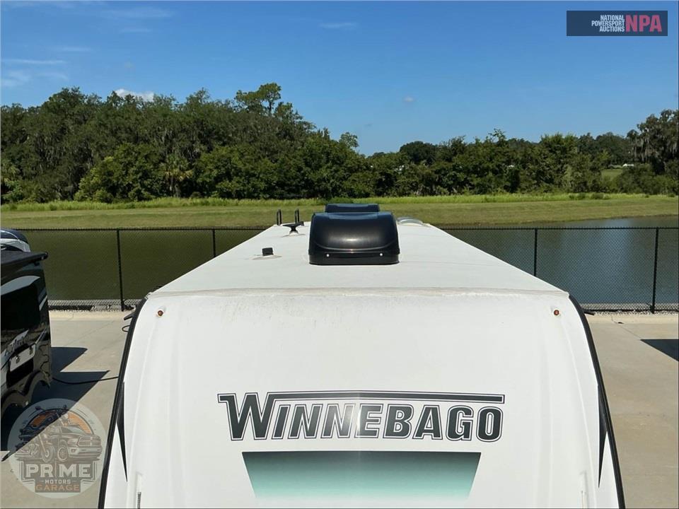 2021 Voyage By Winnebago M-2427RB — фото 29