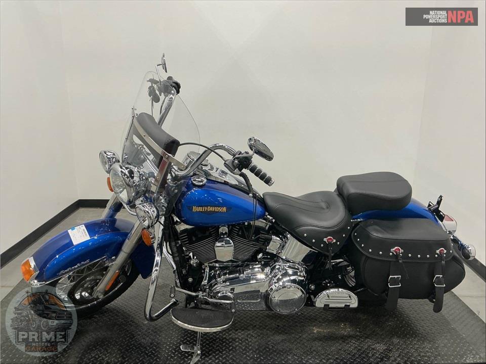 2017 Harley-Davidson FLSTC HERITAGE SOFTAIL CLASSIC — фото 3