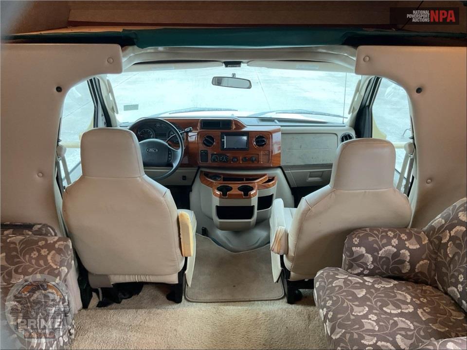 2010 Four Winds 31R E450 CHATEAU SERIES — фото 12