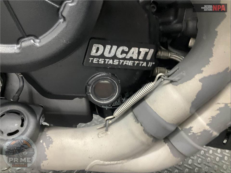 2015 Ducati DIAVEL CARBON WHITE — фото 8