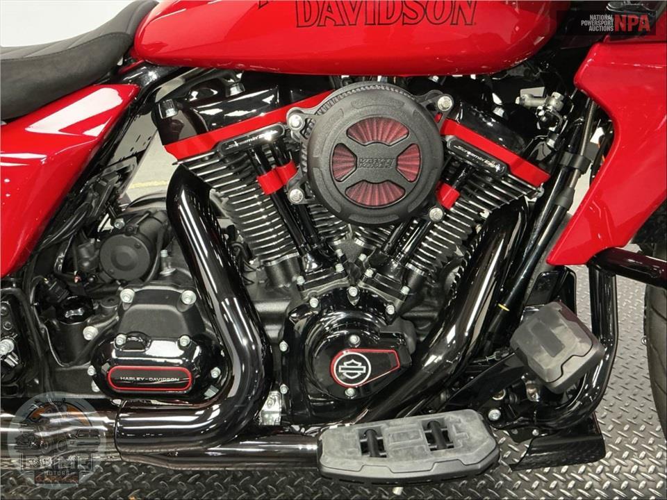 2025 Harley-Davidson FLTRXSTSE CVO ROAD GLIDE ST — фото 6