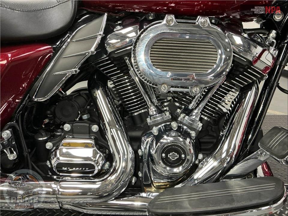 2017 Harley-Davidson FLHXS STREET GLIDE SPECIAL — фото 6