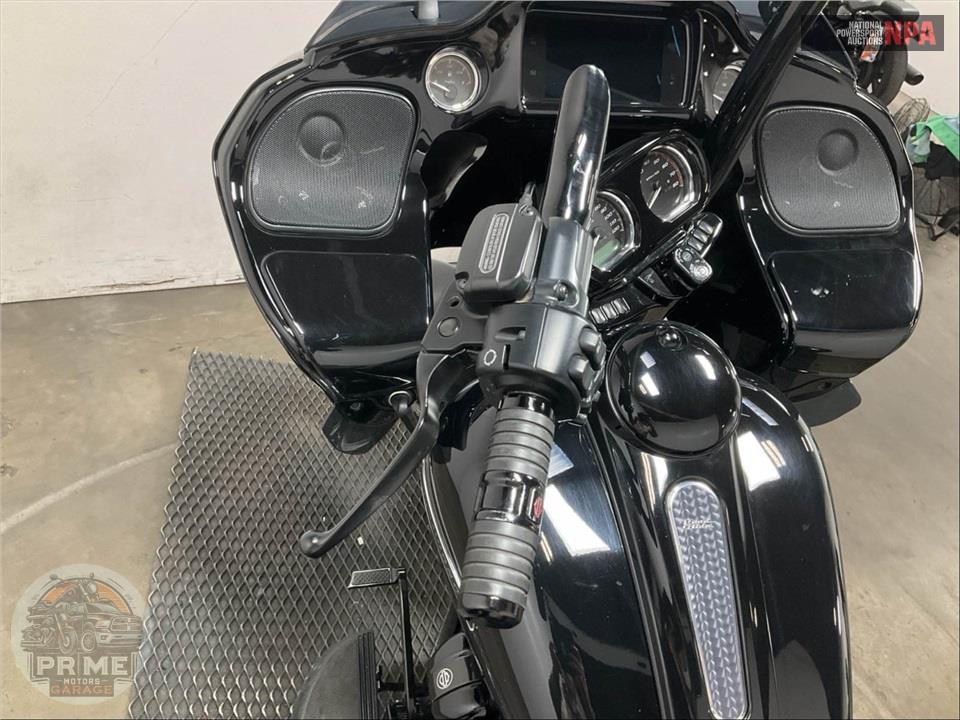 2020 Harley-Davidson FLTRXS ROAD GLIDE SPECIAL — фото 28
