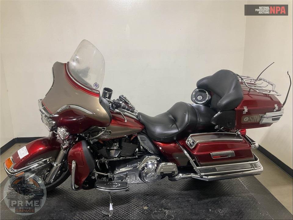 2009 Harley-Davidson FLHTCU ULTRA CLASSIC ELECTRA GLIDE — фото 3