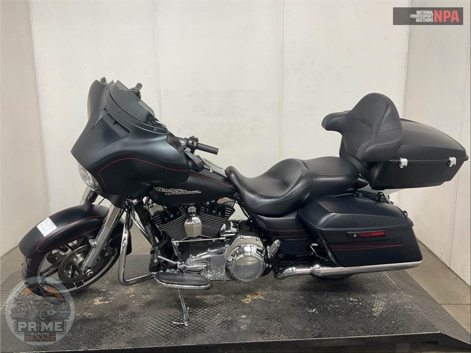 2016 Harley-Davidson FLHXS STREET GLIDE SPECIAL — фото 3