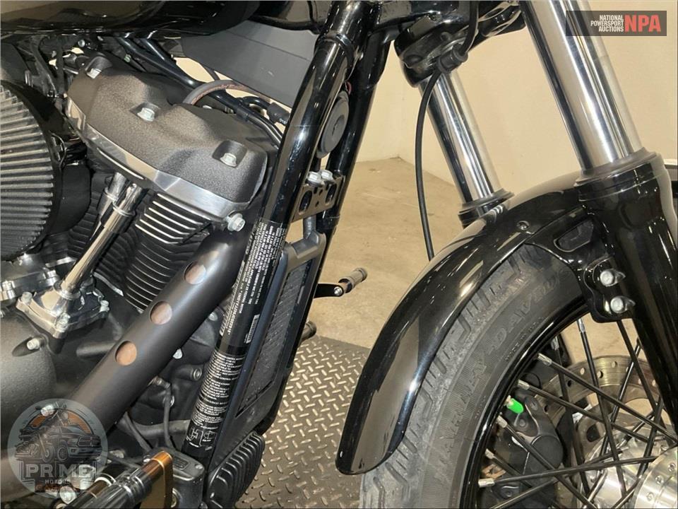 2018 Harley-Davidson FXBB STREET BOB — фото 11