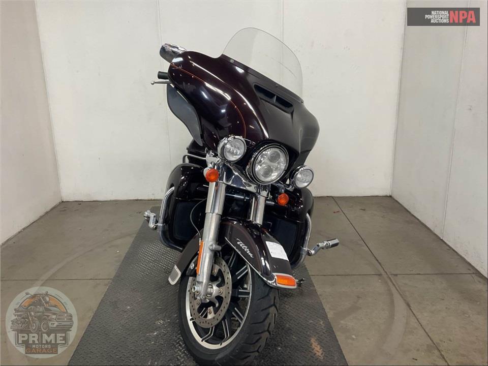 2014 Harley-Davidson FLHTCU ULTRA CLASSIC ELECTRA GLIDE — фото 2