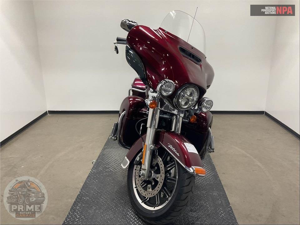2015 Harley-Davidson FLHTCU ULTRA CLASSIC ELECTRA GLIDE — фото 2