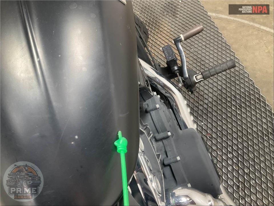 2021 Indian Motorcycle SCOUT BOBBER (ABS, BLACK SMOKE) — фото 19