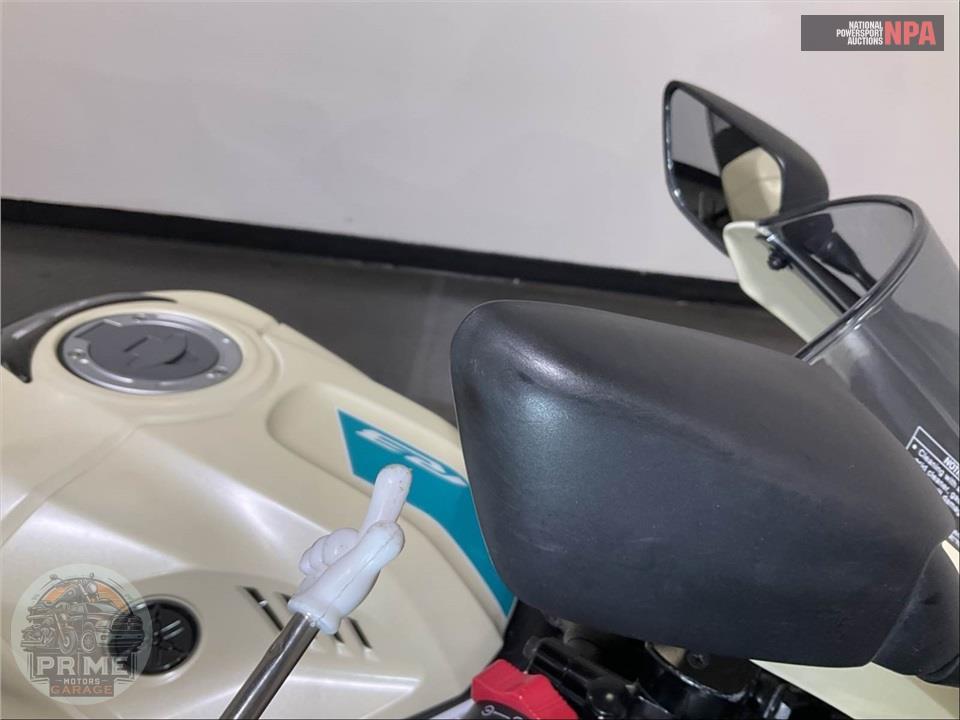 2024 Yamaha YZF-R3 — фото 23