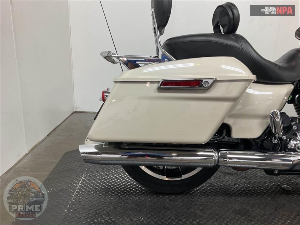 2022 Harley-Davidson FLHX STREET GLIDE — фото 17