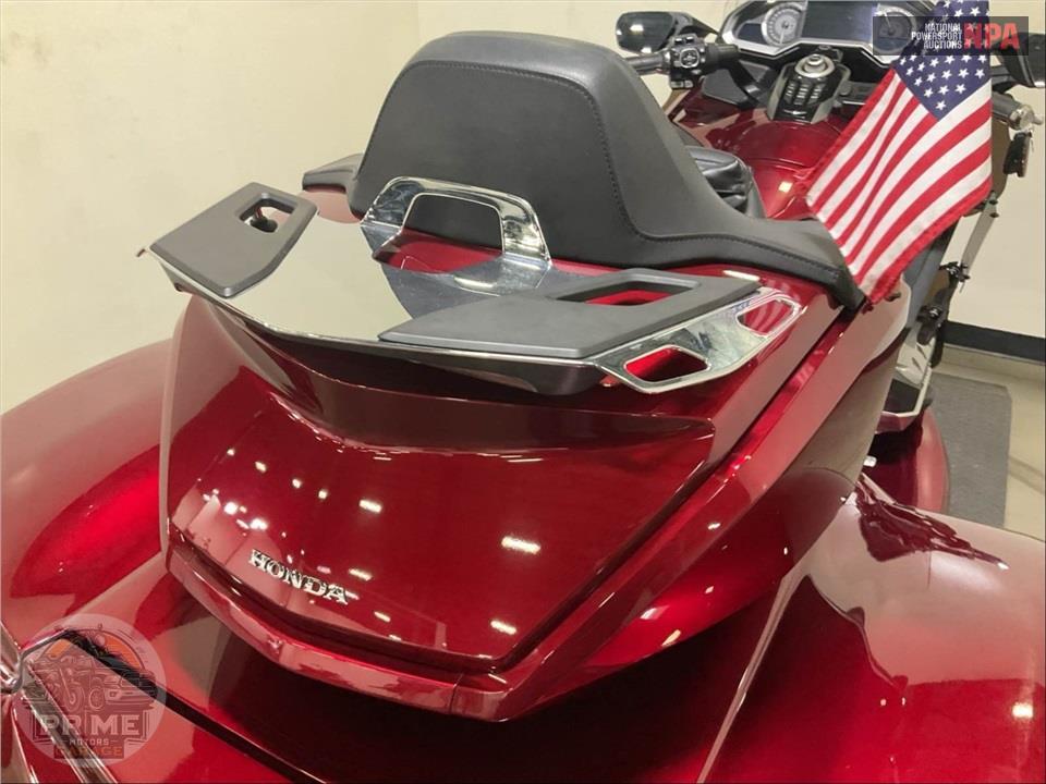 2018 Honda GL1800D GOLDWING TOUR DCT (RED) — фото 20