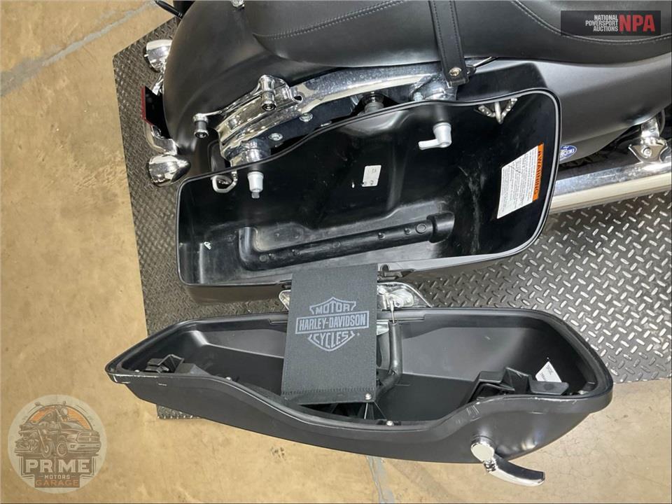 2020 Harley-Davidson FLHX STREET GLIDE — фото 26