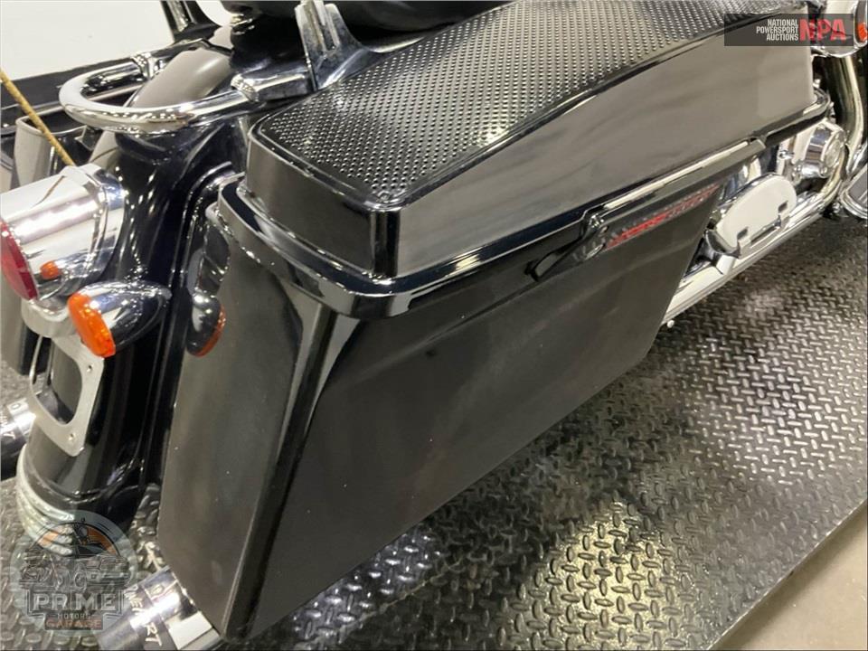 2008 Harley-Davidson FLHX STREET GLIDE — фото 21