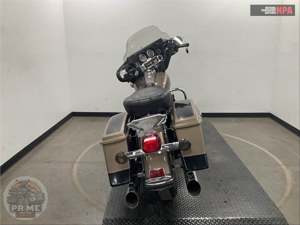 2004 Harley-Davidson FLHTCI ELECTRA GLIDE CLASSIC — фото 4