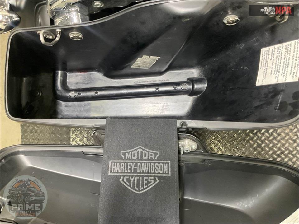 2016 Harley-Davidson FLHXS STREET GLIDE SPECIAL — фото 20