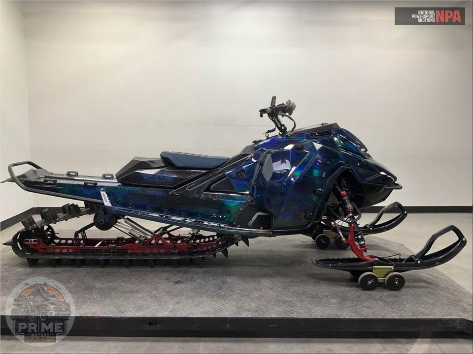 2025 Ski-Doo Summit X w/ Expert Pkg 154 850 E-TEC Turbo R PowderMax X-Light 3.0" SHOT — фото 1
