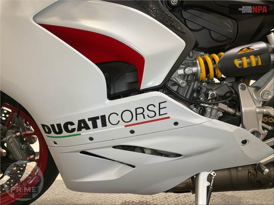 2022 Ducati PANIGALE V2 — фото 7