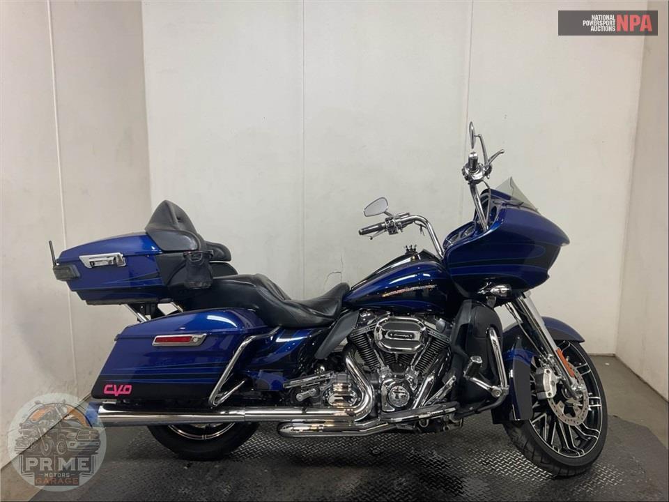 2015 Harley-Davidson FLTRUSE CVO ROAD GLIDE ULTRA — фото 1
