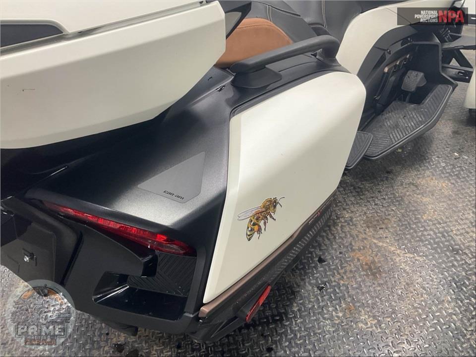 2024 Can-Am SPYDER RT SEA-TO-SKY — фото 16