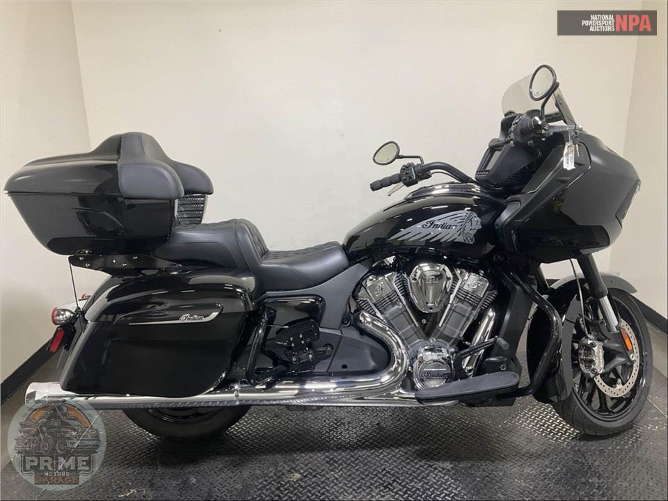 2023 Indian Motorcycle CHALLENGER (BLACK) — фото 1