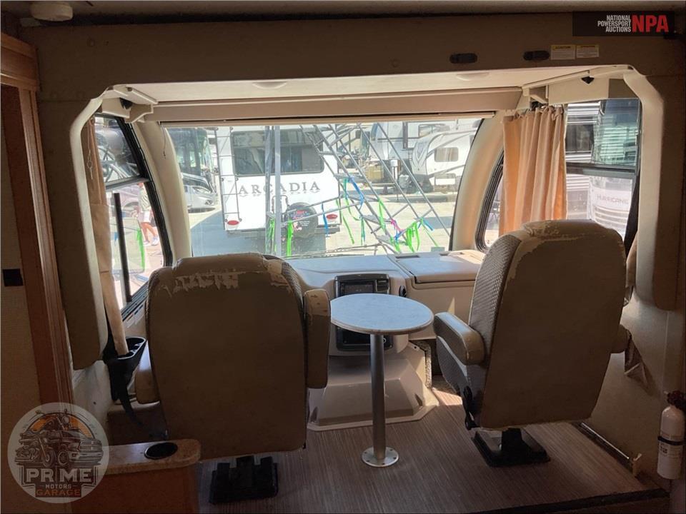 2017 Thor Motor Coach M-24.1 FORD - AXIS SERIES — фото 9