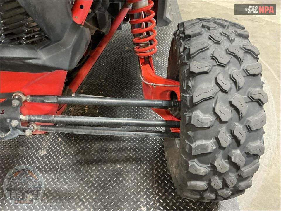 2017 Can-Am MAVERICK X3 X RS 1000R TURBO R — фото 23