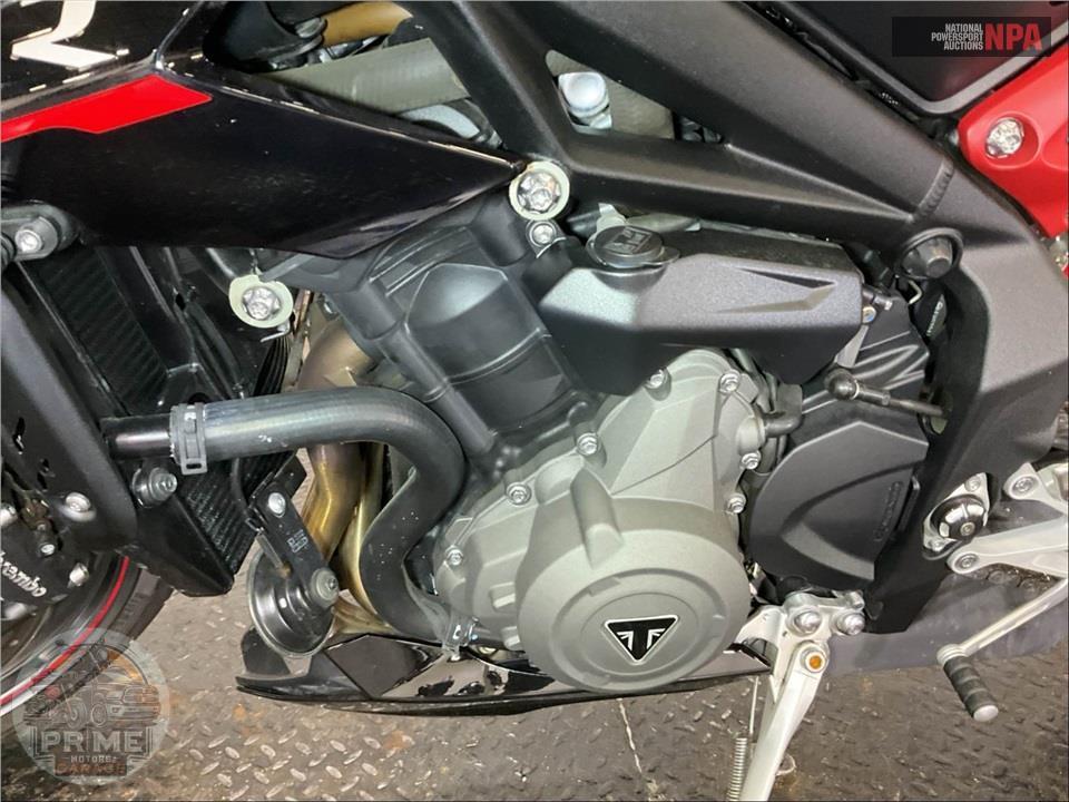 2018 Triumph STREET TRIPLE 765 R — фото 7
