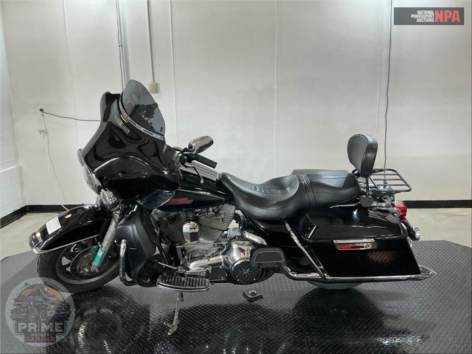 2005 Harley-Davidson FLHT ELECTRA GLIDE — фото 3