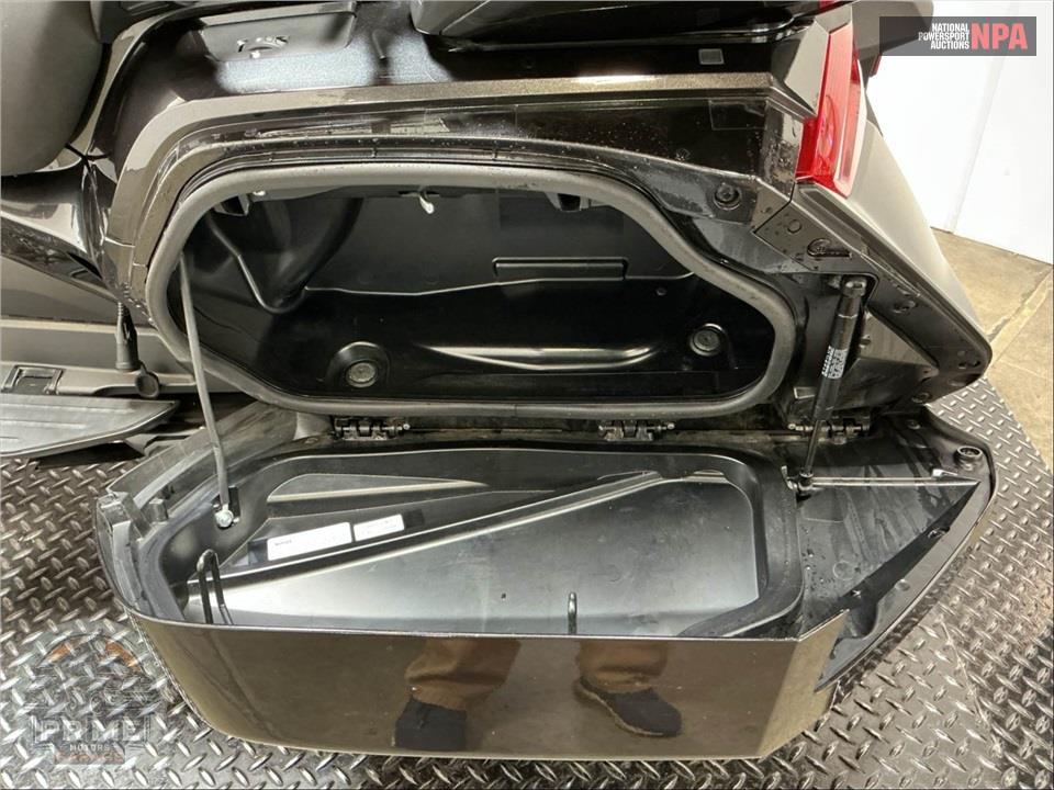 2021 Honda GL1800D GOLDWING TOUR DCT — фото 16