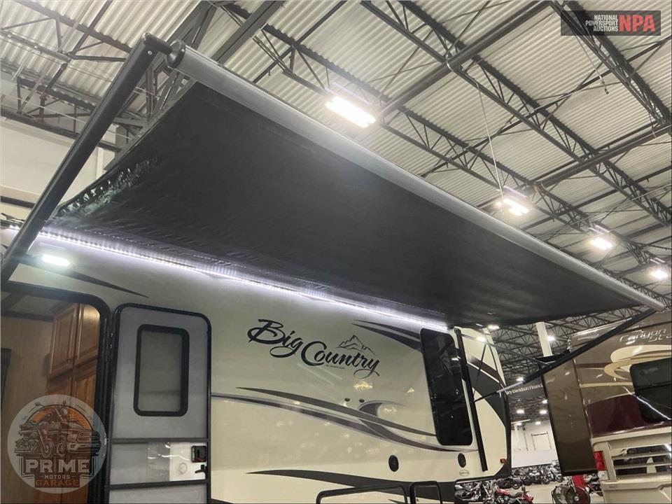 2018 Heartland Rvs M-3310QSCK - BIG COUNTRY FIFTH WHEEL SERIES — фото 34