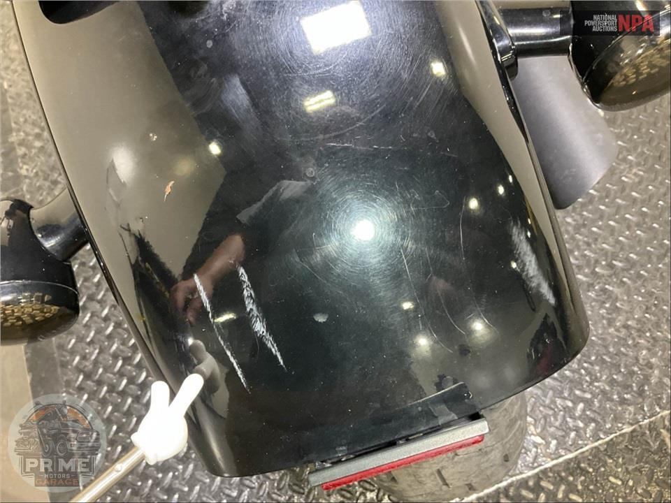 2019 Harley-Davidson FXBB STREET BOB — фото 17