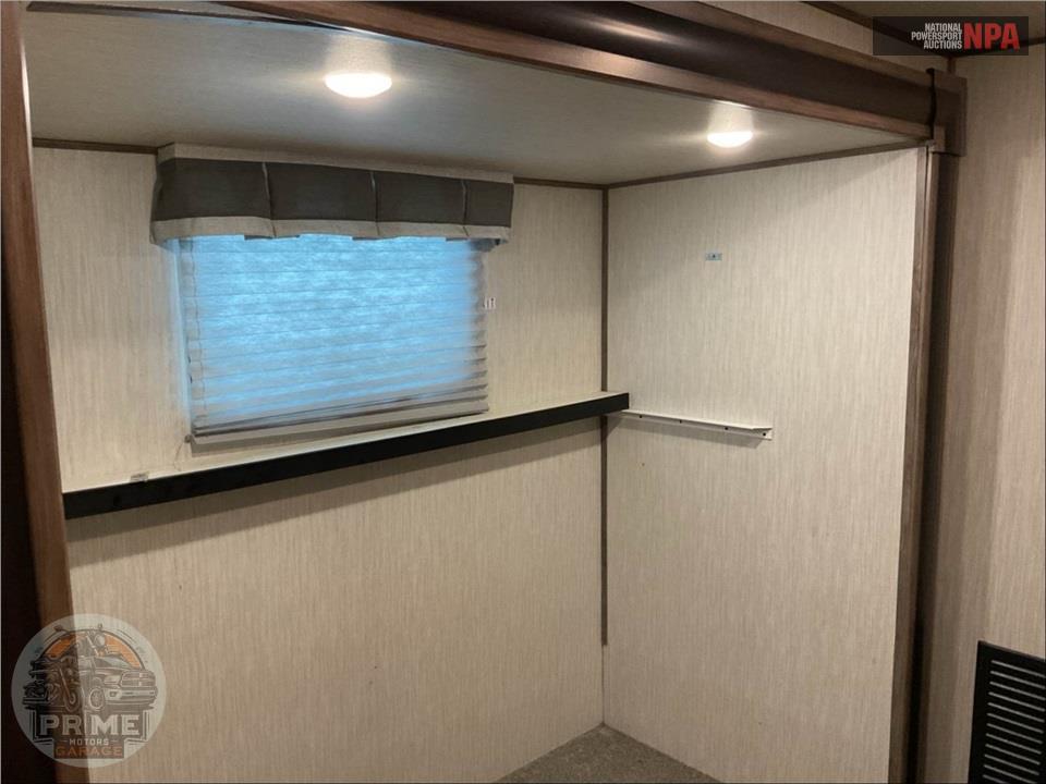 2020 Sabre By Forest River M-36BHQ - FIFTH WHEEL SERIES — фото 14