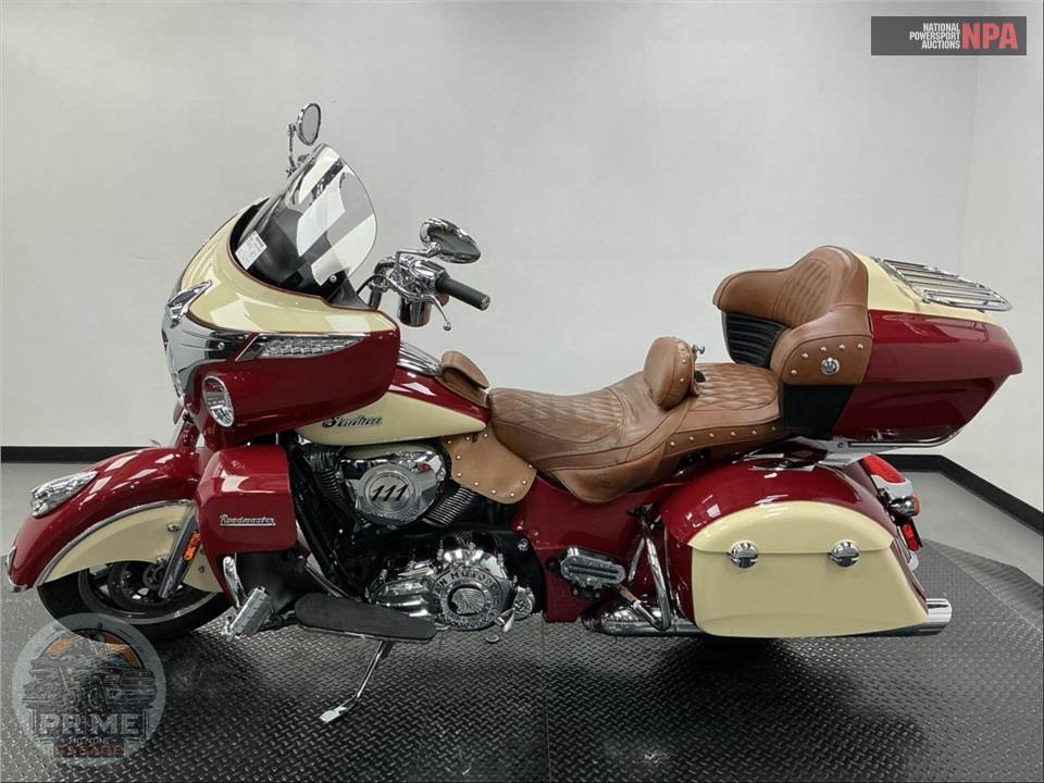 2016 Indian Motorcycle ROADMASTER (TWO-TONE) — фото 3