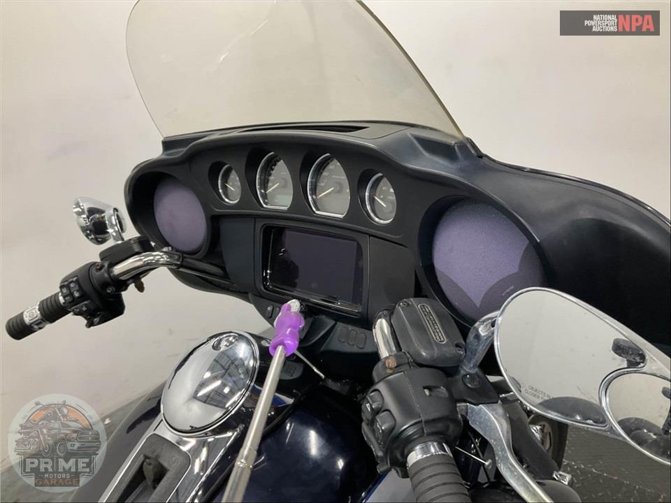 2019 Harley-Davidson FLHTCUTG TRI GLIDE ULTRA — фото 33